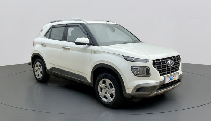 2020 Hyundai VENUE S 1.2, Petrol, Manual, 74,909 km, Right Front Diagonal