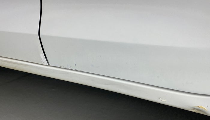 2018 Maruti Swift LDI, Diesel, Manual, 51,264 km, Rear left door - Minor scratches