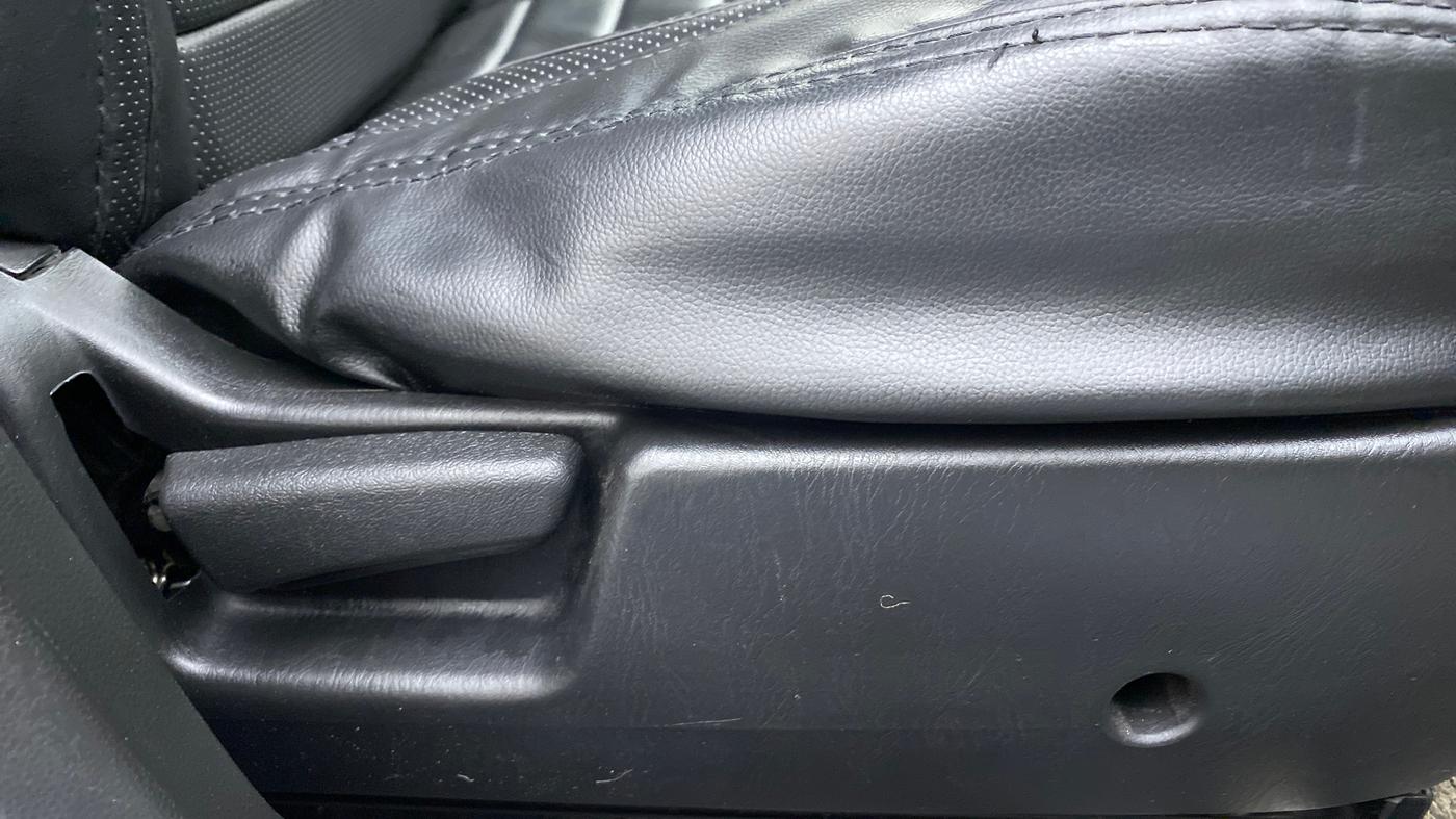 2019 Maruti Alto LXI, Petrol, Manual, 10,511 km, Driver Side Adjustment Panel