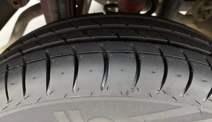 2017 Maruti Alto 800 LXI, Petrol, Manual, 44,069 km, Right Rear Tyre Tread