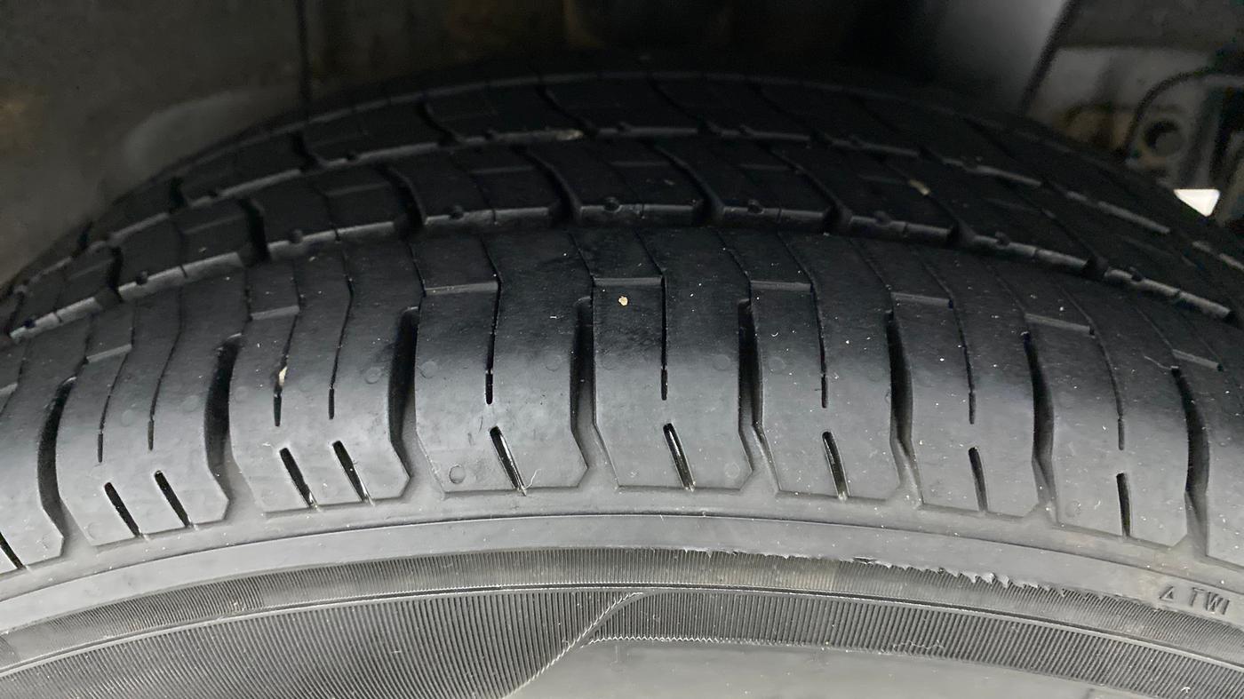 2018 Hyundai Xcent SX 1.2, Petrol, Manual, 74,545 km, Left Rear Tyre Tread