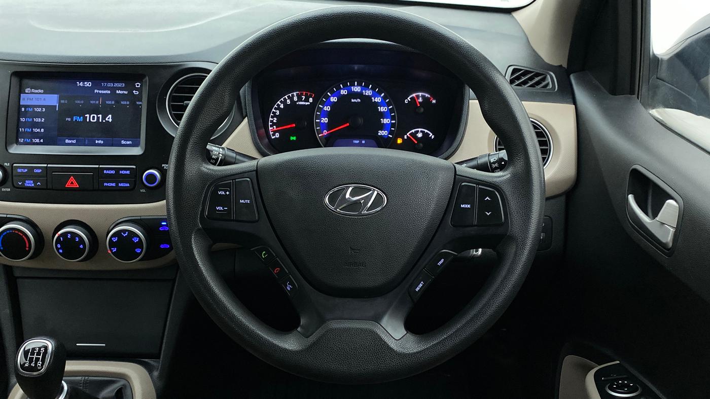 2018 Hyundai Xcent SX 1.2, Petrol, Manual, 74,545 km, Steering Wheel Close Up