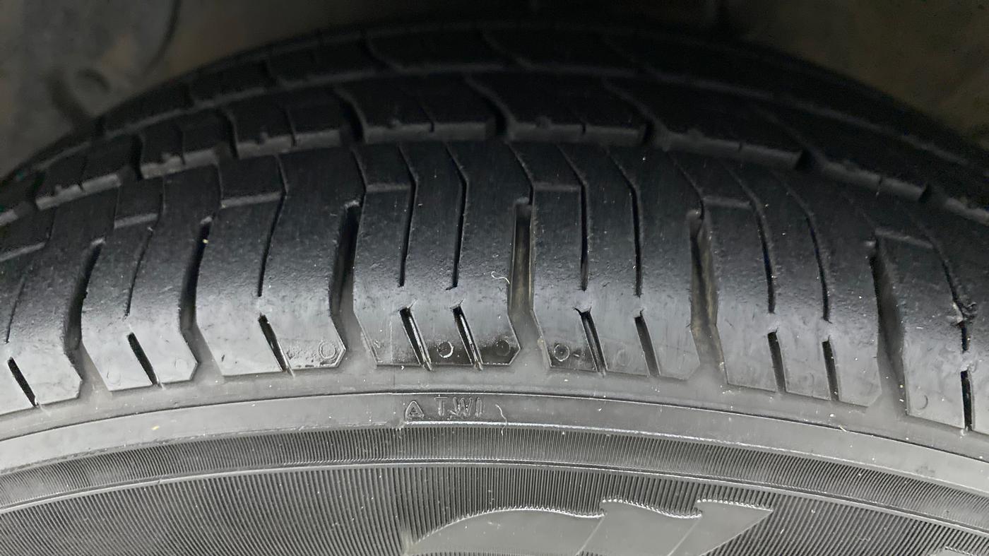 2018 Hyundai Xcent SX 1.2, Petrol, Manual, 74,545 km, Left Front Tyre Tread