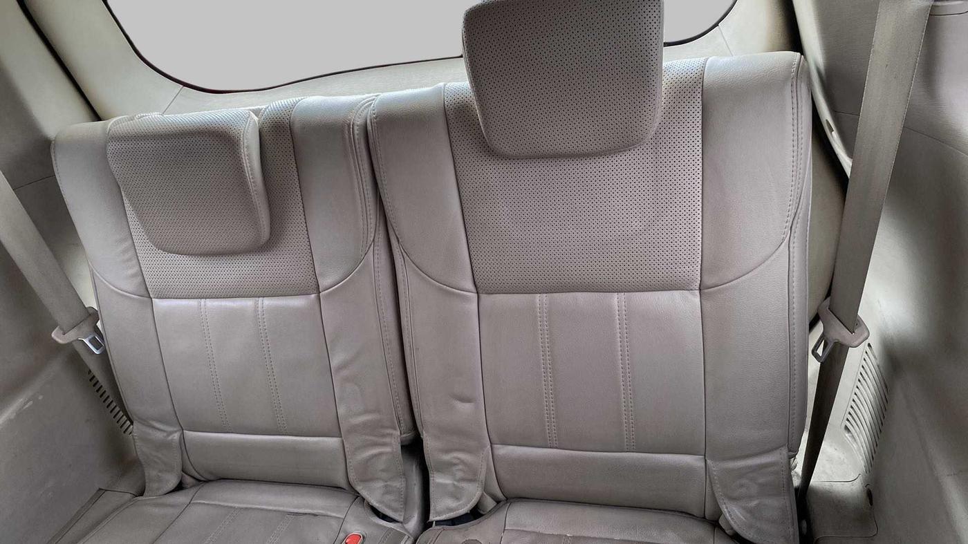 2016 Mahindra XUV500 W8, Diesel, Manual, 68,552 km, Third Seat Row ( optional )