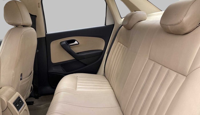 2017 Volkswagen Ameo HIGHLINE PLUS 1.5L AT 16 ALLOY, Diesel, Automatic, 94,325 km, Right Side Rear Door Cabin