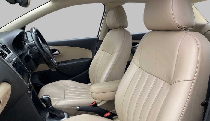 2017 Volkswagen Ameo HIGHLINE PLUS 1.5L AT 16 ALLOY, Diesel, Automatic, 94,325 km, Right Side Front Door Cabin