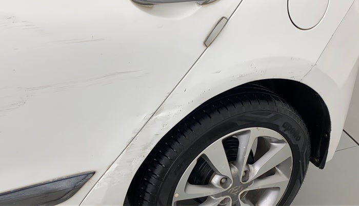2014 Hyundai Elite i20 SPORTZ 1.2 (O), Petrol, Manual, 59,955 km, Left quarter panel - Minor scratches