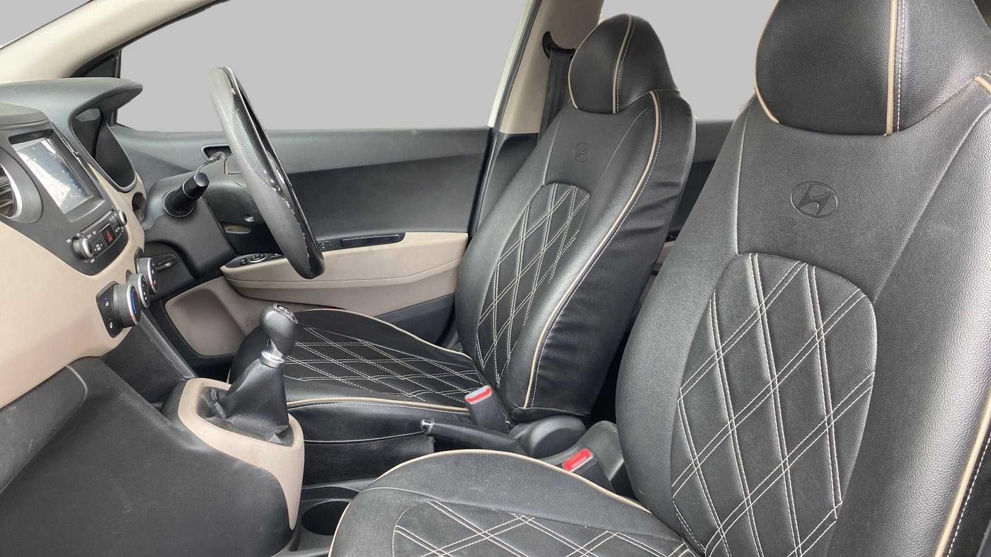 2018 Hyundai Grand i10 SPORTZ 1.2 KAPPA VTVT, Petrol, Manual, 21,069 km, Right Side Front Door Cabin