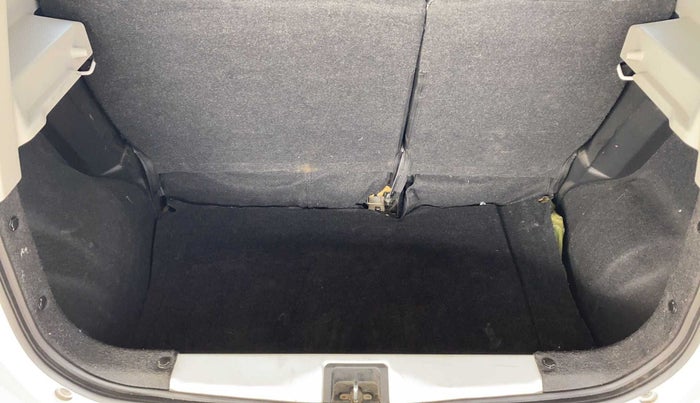 2020 Maruti New Wagon-R VXI 1.2, Petrol, Manual, 25,349 km, Dicky (Boot door) - Parcel tray missing