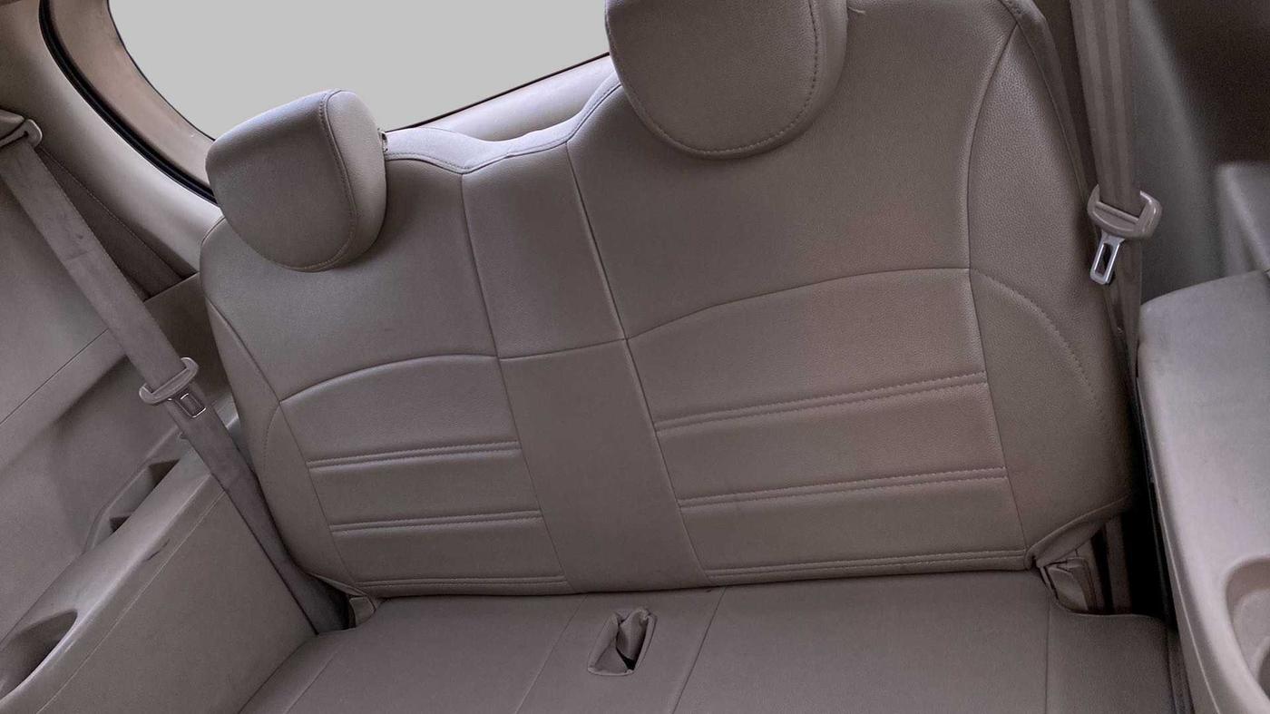 2014 Maruti Ertiga VDI, Diesel, Manual, 95,020 km, Third Seat Row ( optional )