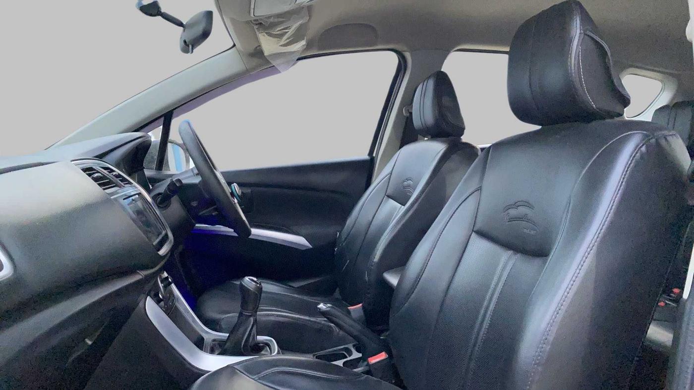 2018 Maruti S Cross ZETA 1.3, Diesel, Manual, 92,722 km, Right Side Front Door Cabin
