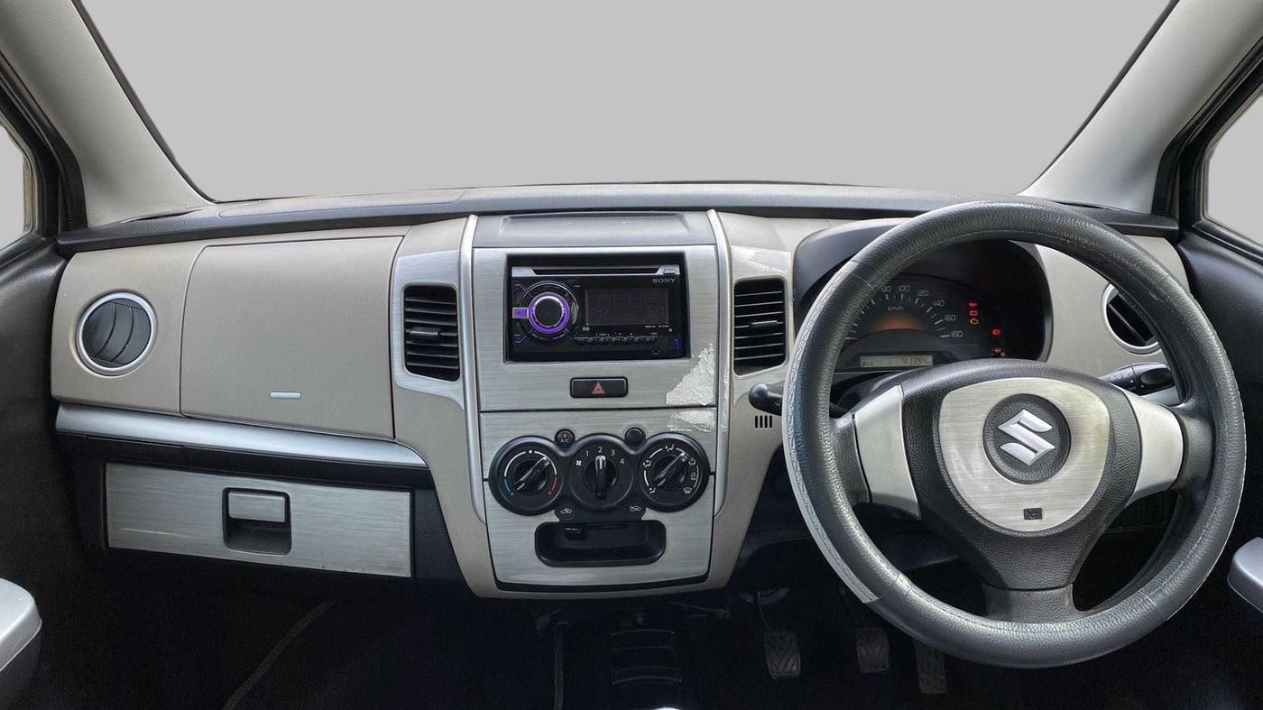 2014 Maruti Wagon R 1.0 LXI, Petrol, Manual, 41,387 km, Dashboard