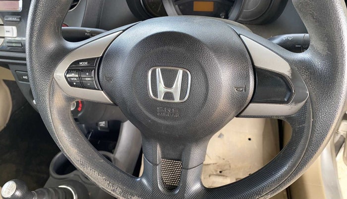 2015 Honda Amaze 1.5L I-DTEC SX, Diesel, Manual, 63,982 km, Steering wheel - Phone control not functional