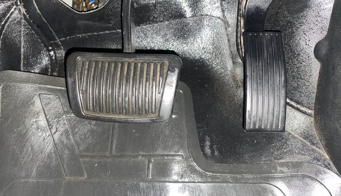 2021 Hyundai VENUE SX PLUS 1.0 TURBO DCT, Petrol, Automatic, 1,06,047 km, Pedals