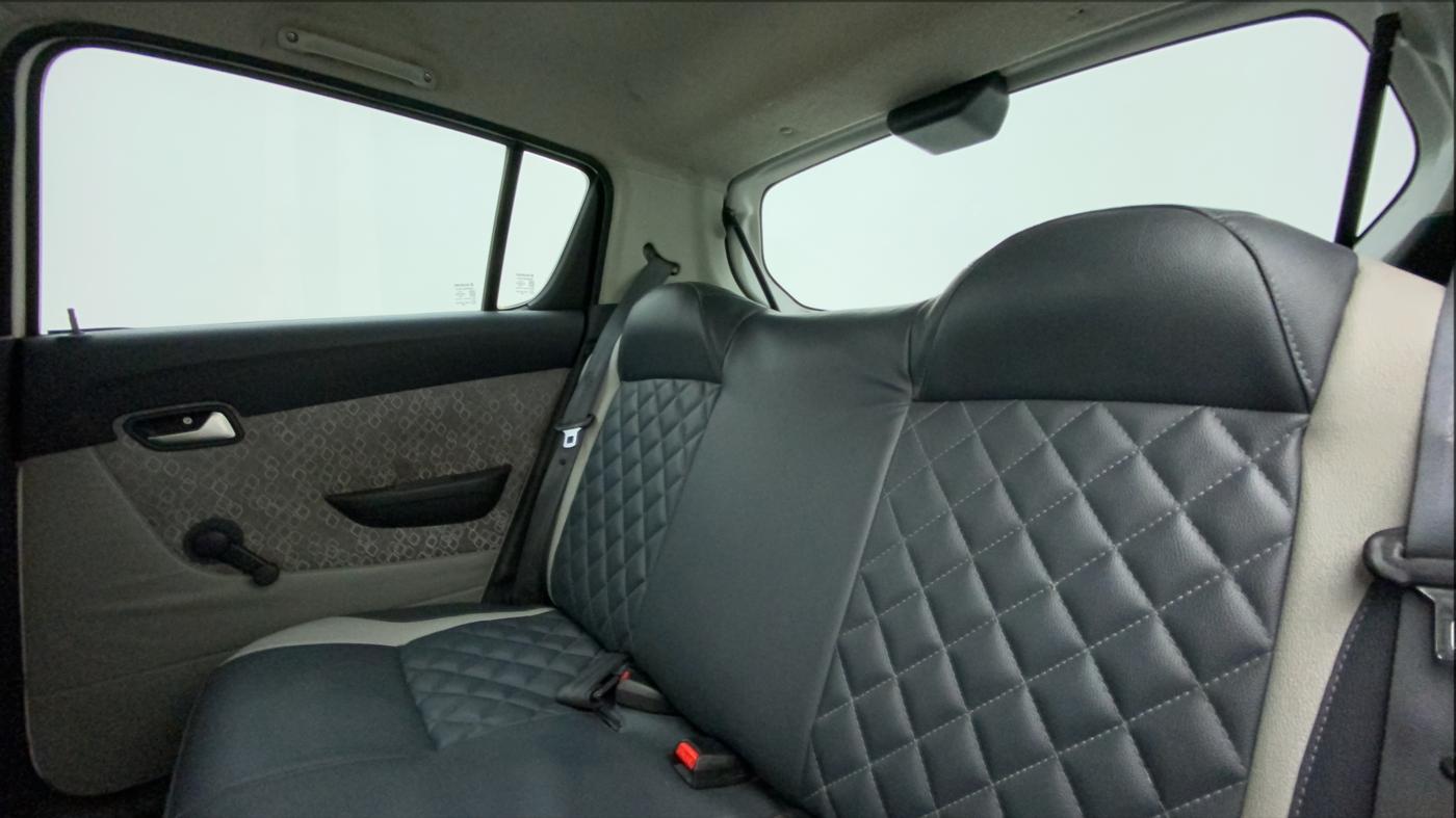 2017 Maruti Alto 800 LXI O, Petrol, Manual, 63,684 km, Right Side Rear Door Cabin