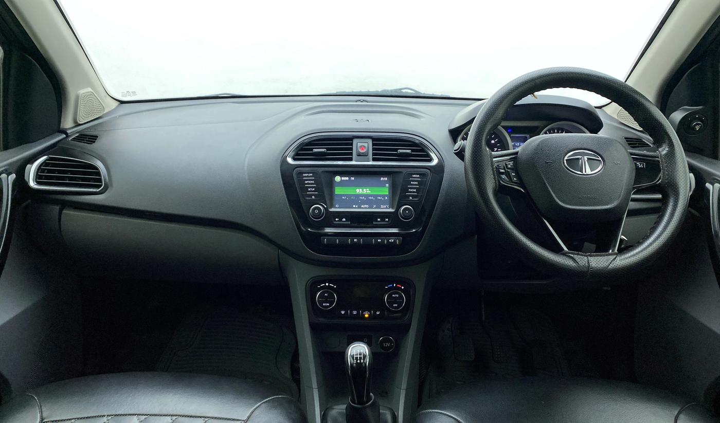 2017 Tata TIGOR XZ (O) PETROL, Petrol, Manual, 49,189 km, Dashboard