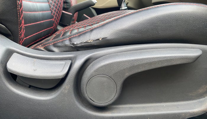 2018 Hyundai Verna 1.6 VTVT SX, Petrol, Manual, 50,169 km, Driver Side Adjustment Panel