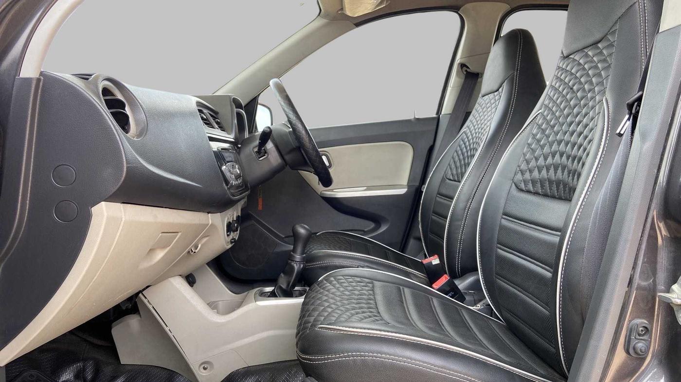 2019 Maruti Alto K10 VXI, Petrol, Manual, 37,268 km, Right Side Front Door Cabin