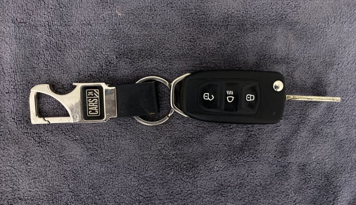 2021 Tata Tiago XT PETROL, Petrol, Manual, 27,107 km, Key Close Up