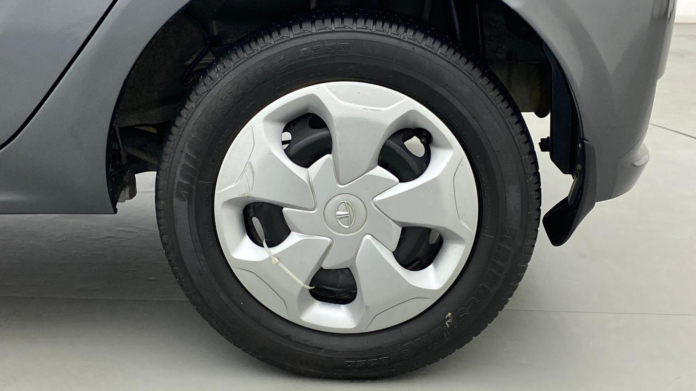 2021 Tata Tiago XT PETROL, Petrol, Manual, 27,107 km, Left Rear Wheel