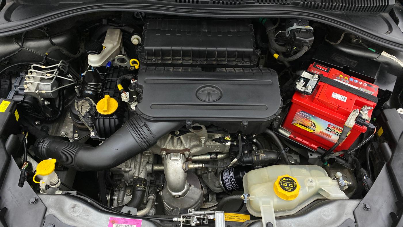 2021 Tata Tiago XT PETROL, Petrol, Manual, 27,107 km, Open Bonet