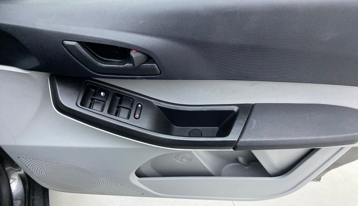 2021 Tata Tiago XT PETROL, Petrol, Manual, 27,107 km, Driver Side Door Panels Control