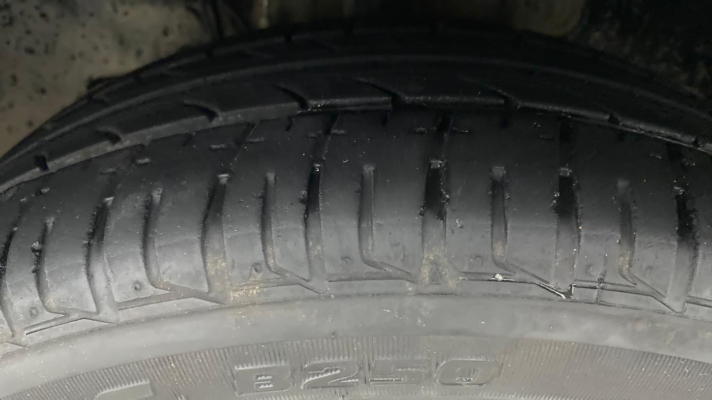 2021 Tata Tiago XT PETROL, Petrol, Manual, 27,107 km, Left Front Tyre Tread