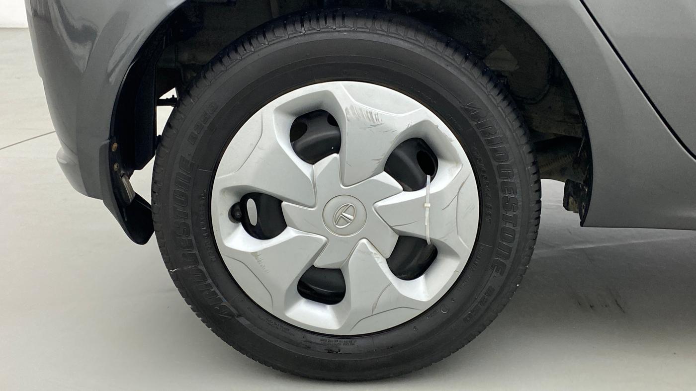 2021 Tata Tiago XT PETROL, Petrol, Manual, 27,107 km, Right Rear Wheel
