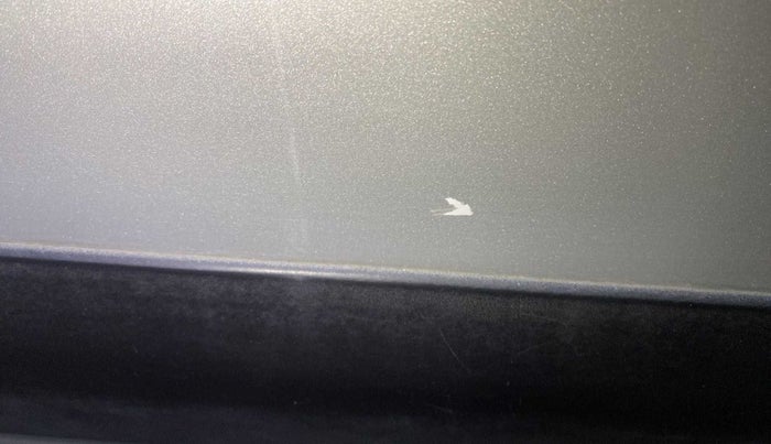 2010 Maruti Ritz ZXI, Petrol, Manual, 82,611 km, Right rear door - Minor scratches