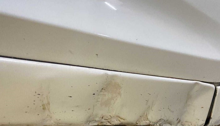 2015 Hyundai Eon ERA +, Petrol, Manual, 89,374 km, Right running board - Slightly dented