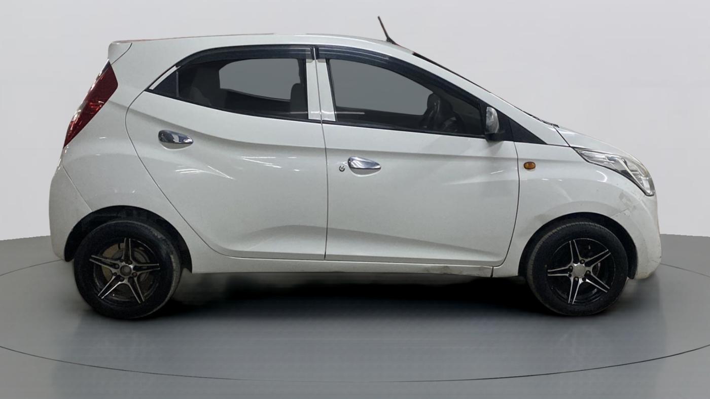 2015 Hyundai Eon ERA +, Petrol, Manual, 89,374 km, Right Side View