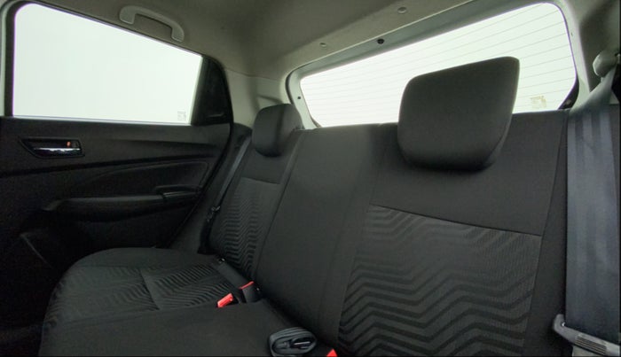 2020 Maruti Swift ZXI, Petrol, Manual, 61,625 km, Right Side Rear Door Cabin