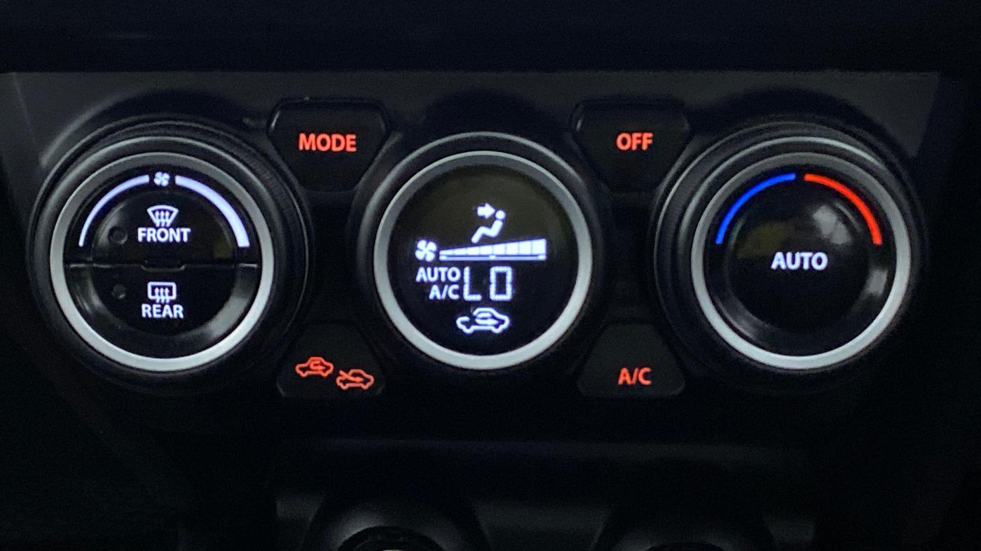2020 Maruti Swift ZXI, Petrol, Manual, 61,625 km, Automatic Climate Control