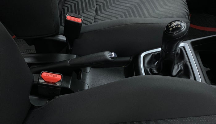 2020 Maruti Swift ZXI, Petrol, Manual, 61,625 km, Gear Lever