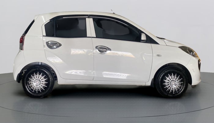 2022 Hyundai NEW SANTRO MAGNA, Petrol, Manual, 15,350 km, Right Side