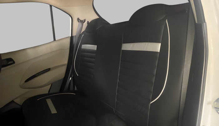 2022 Hyundai NEW SANTRO MAGNA, Petrol, Manual, 15,350 km, Right Side Rear Door Cabin