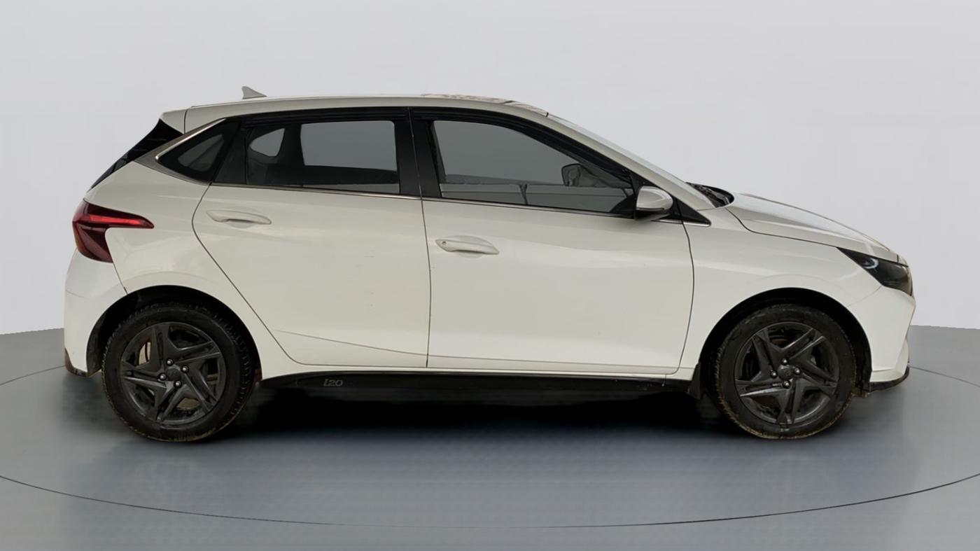 2021 Hyundai NEW I20 SPORTZ 1.2 MT, Petrol, Manual, 37,099 km, Right Side View