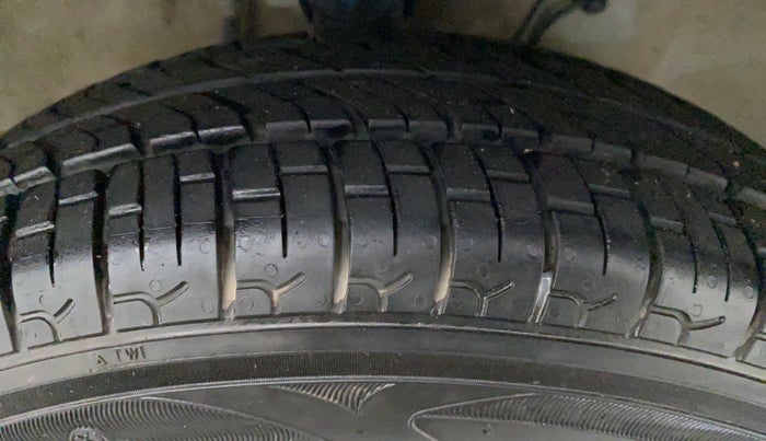 2020 Maruti Alto VXI, Petrol, Manual, 42,801 km, Right Front Tyre Tread