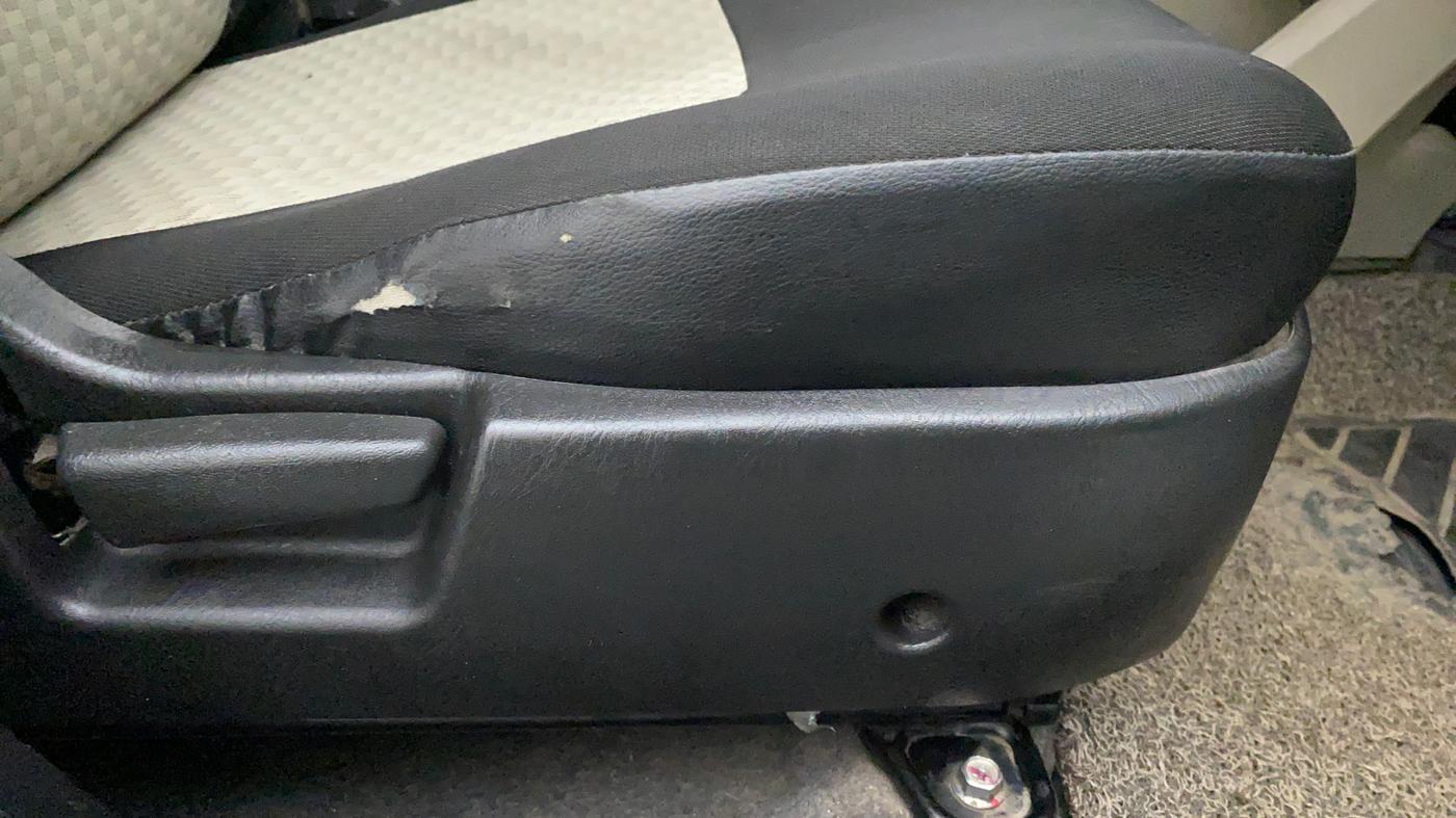 2020 Maruti Alto VXI, Petrol, Manual, 42,801 km, Driver Side Adjustment Panel