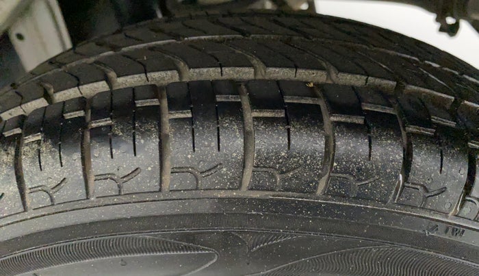 2020 Maruti Alto VXI, Petrol, Manual, 42,801 km, Left Rear Tyre Tread