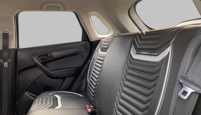 2022 Maruti Vitara Brezza LXI, Petrol, Manual, 10,006 km, Right Side Rear Door Cabin