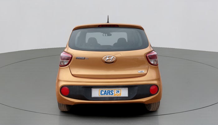2017 Hyundai Grand i10 MAGNA 1.2 KAPPA VTVT, Petrol, Manual, 26,226 km, Back/Rear