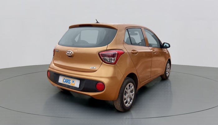 2017 Hyundai Grand i10 MAGNA 1.2 KAPPA VTVT, Petrol, Manual, 26,226 km, Right Back Diagonal