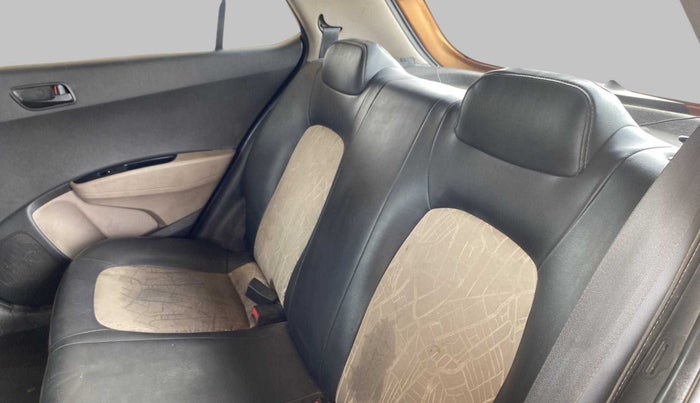 2017 Hyundai Grand i10 MAGNA 1.2 KAPPA VTVT, Petrol, Manual, 26,226 km, Right Side Rear Door Cabin