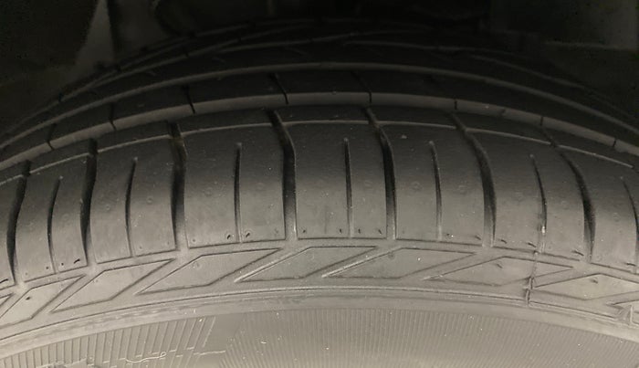 2021 Tata NEXON XMA PETROL, Petrol, Automatic, 11,395 km, Right Front Tyre Tread
