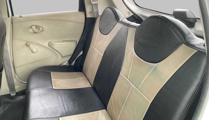 2014 Datsun Go T, Petrol, Manual, 29,073 km, Right Side Rear Door Cabin