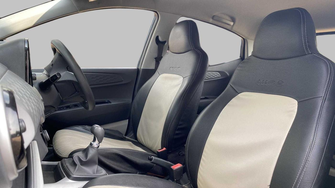 2021 Hyundai GRAND I10 NIOS SPORTZ 1.2 KAPPA VTVT, Petrol, Manual, 6,858 km, Right Side Front Door Cabin