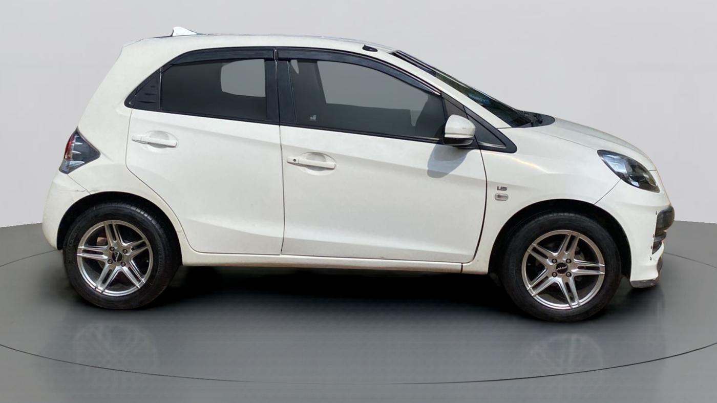 2015 Honda Brio S MT, Petrol, Manual, 84,226 km, Right Side View