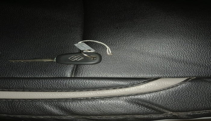 2021 Maruti Alto VXI, Petrol, Manual, 21,969 km, Lock system - Door lock knob has minor damage