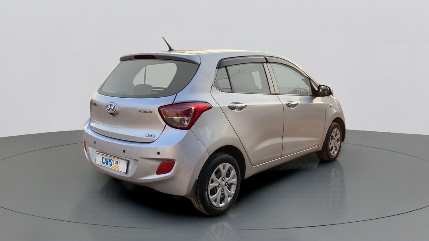 2016 Hyundai Grand i10 MAGNA 1.2 KAPPA VTVT, Petrol, Manual, 67,713 km, Right Back Diagonal